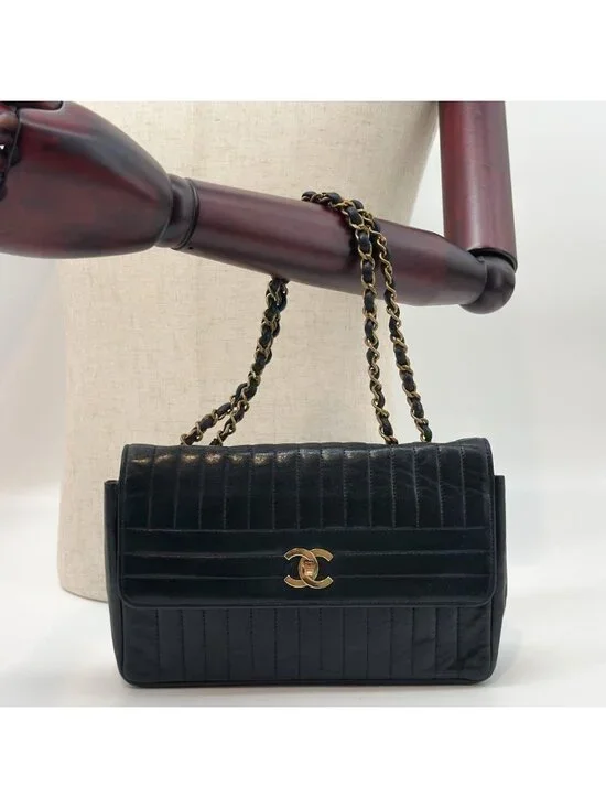 Chanel Mademoiselle Quilted Chain Shoulder Bag Vintage - Picture 2 of 16